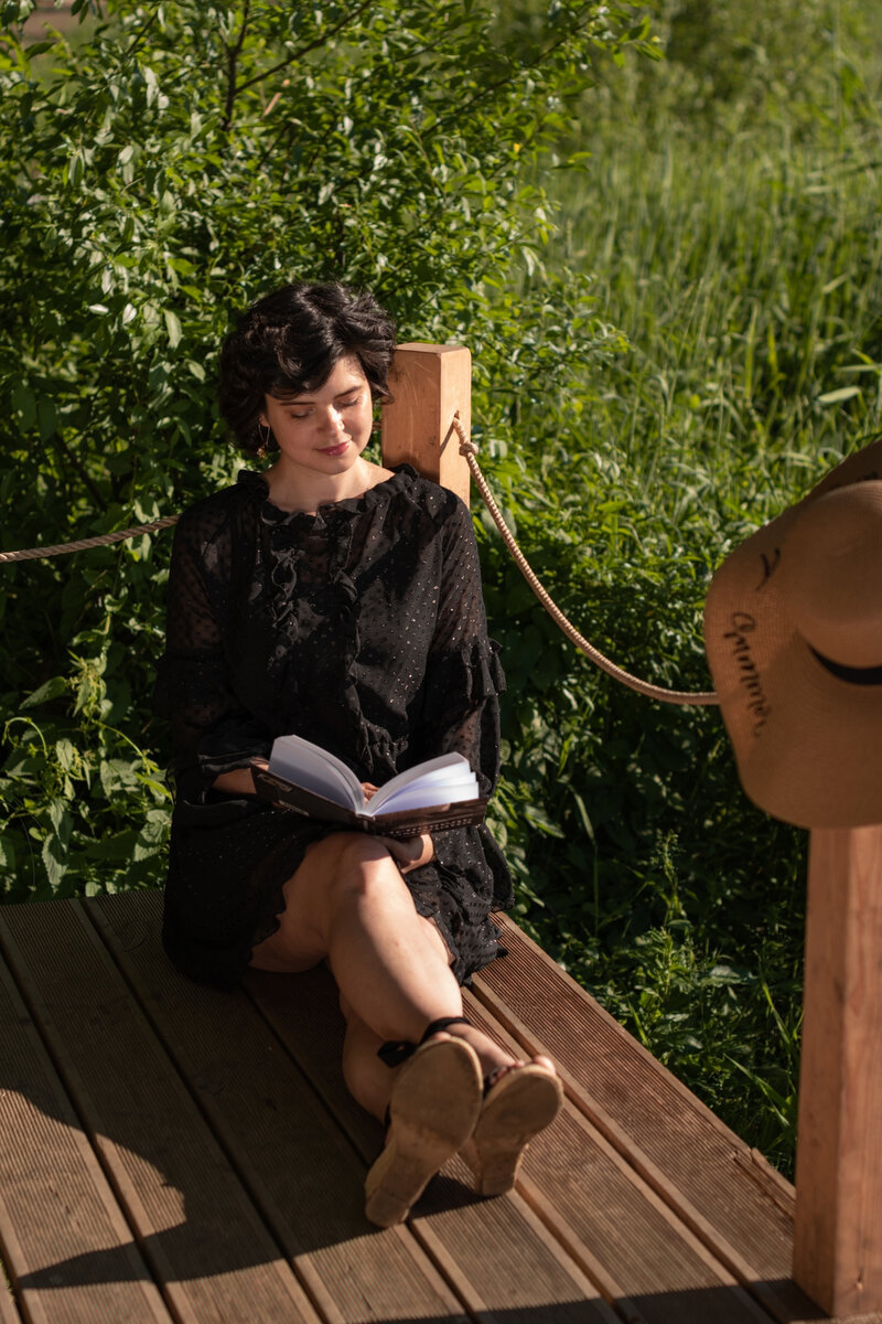 За памятные фото спасибо моей талантливой и любимой Марии Конюховой. 
Листай, чтобы увидеть больше кадров серии. А заодно иллюстрации содержания БЛОГнота.