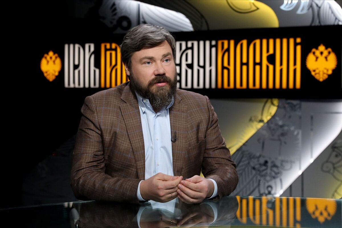 КОНСТАНТИН МАЛОФЕЕВ: "И ЭТИ СВОЛОЧИ ИМЕЮТ НАГЛОСТЬ СРАВНИВАТЬ СЕБЯ С БЕЛОЙ ЭМИГРАЦИЕЙ, СЛУЧИВШЕЙСЯ ПОСЛЕ РЕВОЛЮЦИИ, – НЕВОЗМОЖНО БЕЗ БРЕЗГЛИВОСТИ ПОВТОРИТЬ ТО, ЧТО ОНИ ОБ ЭТОМ ГОВОРЯТ". ФОТО: ЦАРЬГРАД 