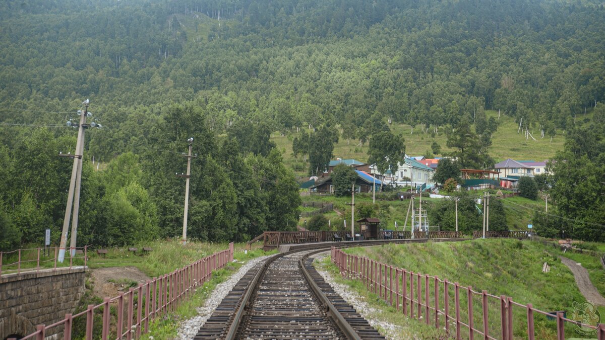 Кругобайкальская железная дорога. Что можно успеть посмотреть за один день?