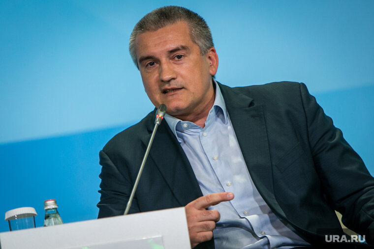    На всей территории республики Крым не будут вводить высокий уровень террористической опасности, заявил Сергей Аксенов