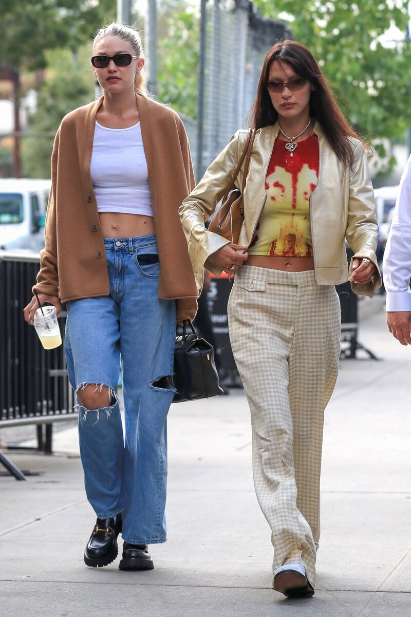    Джиджи и Белла ХадидLegion-media