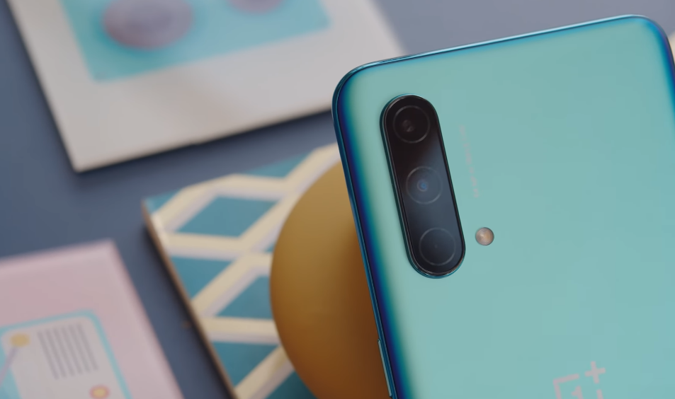 OnePlus Nord CE 5G desing camera view 