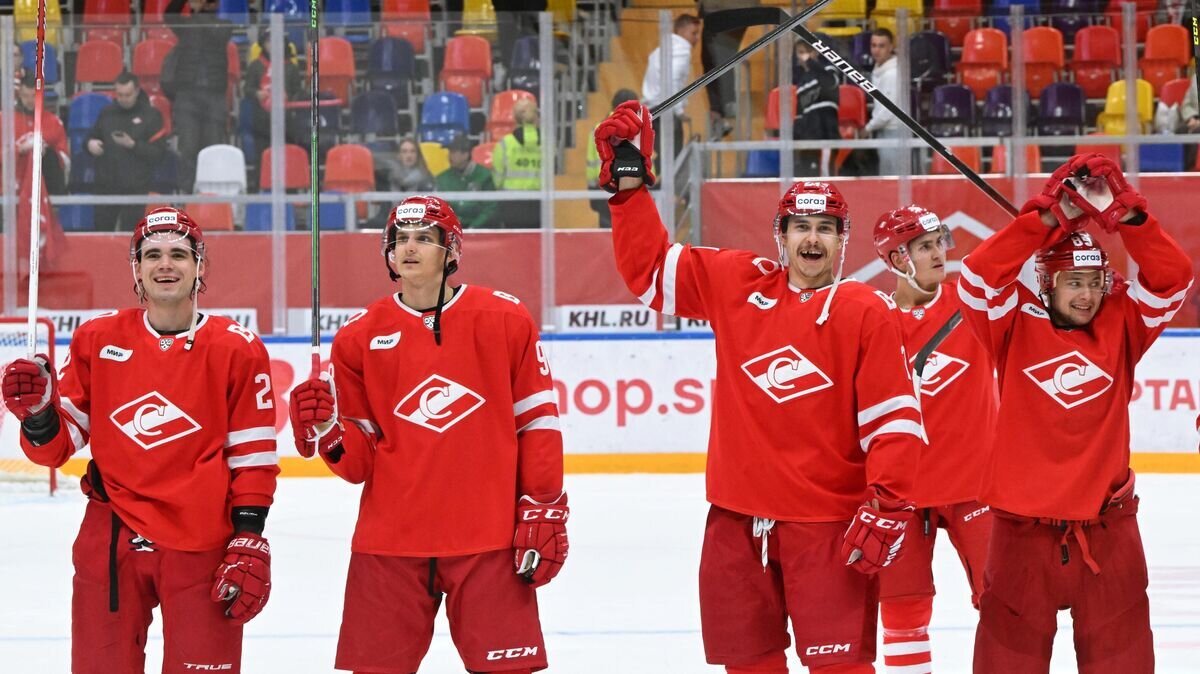    Хоккеисты "Спартака"© РИА Новости / Сергей Гунеев