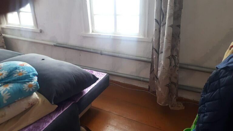    В Кувандыке восстановили перемерзшую систему отопления в доме семьи мобилизованного Марина Шарт