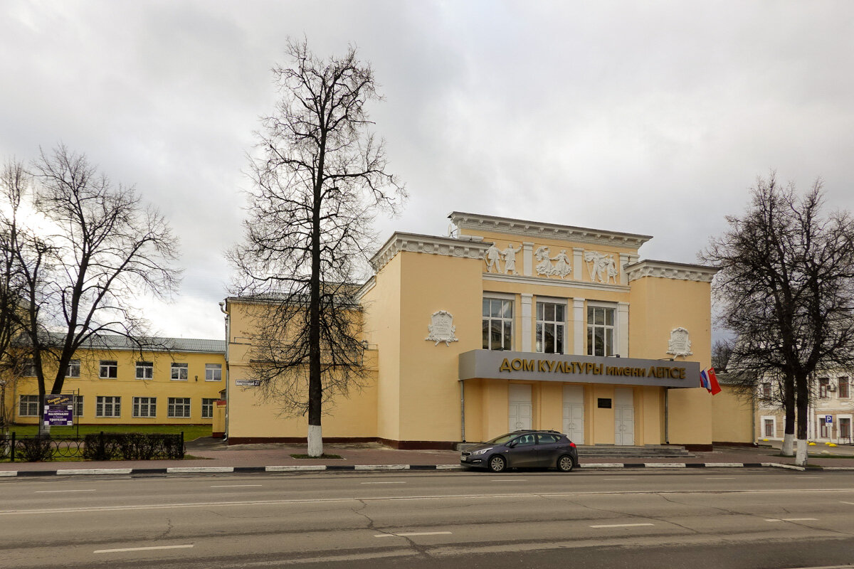 Революционный проспект, 27/16