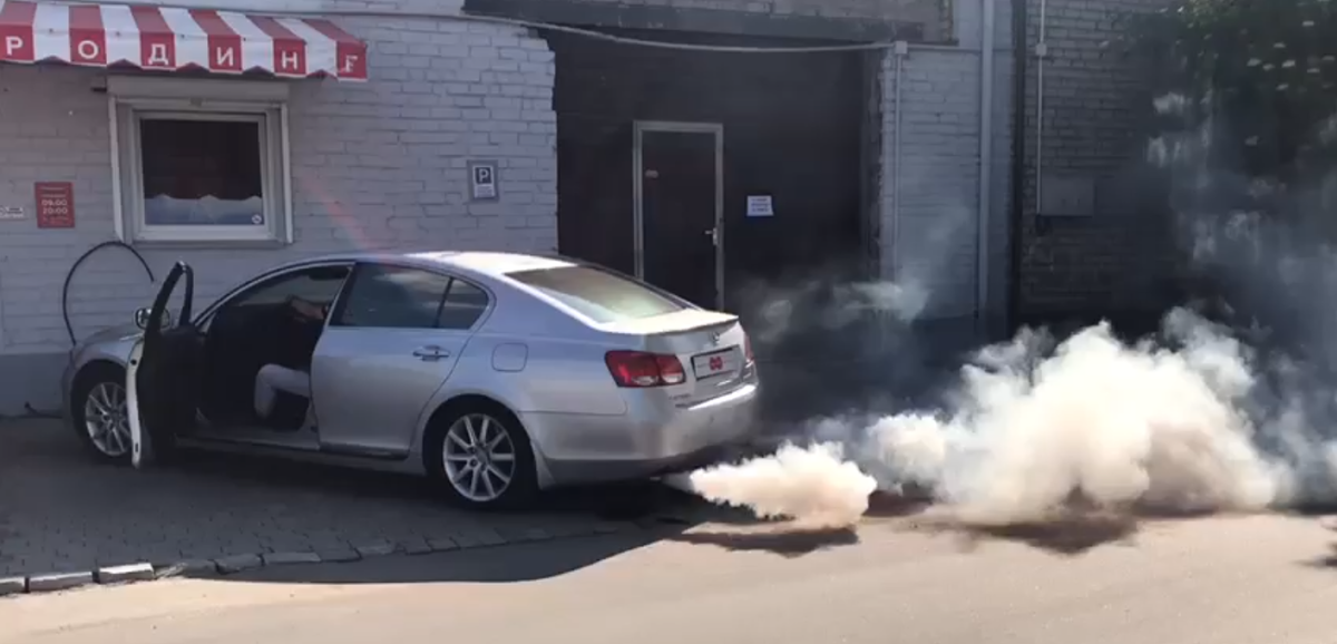 Лексус, который пытались раскоксовать Валерой, после 30 минут Водородинга