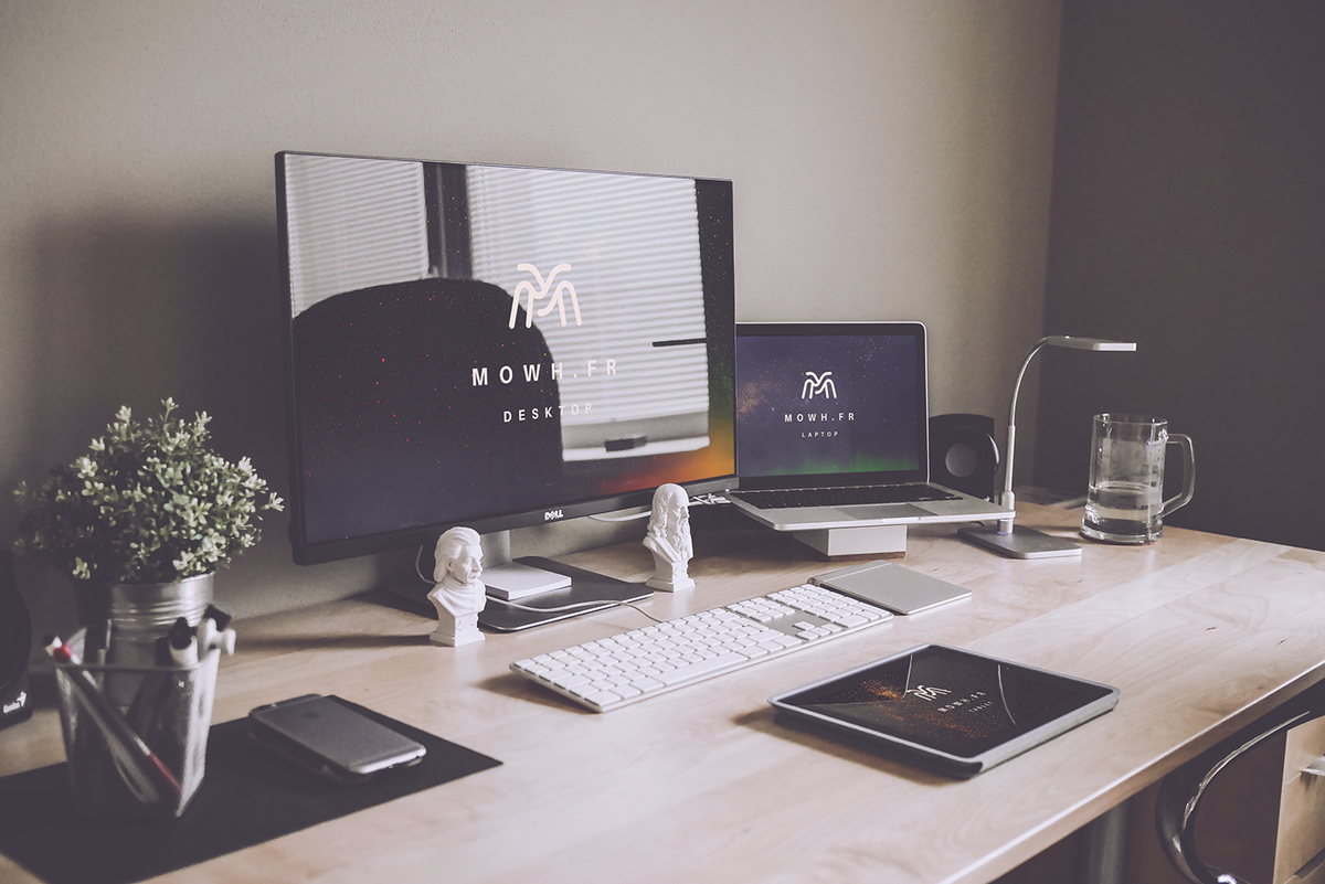 Самая простая ситуация — вы разработали фирменный стиль или сайт и хотите life style фото. Многие заказчики все еще «переваривают» картинки лучше, чем прототипы. А еще такой мокап можно использовать для поста в соц. сетях