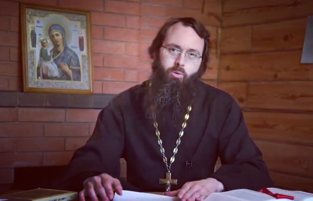 Валерий Духанин  — иерей, кандидат богословских наук, преподаватель, писатель.