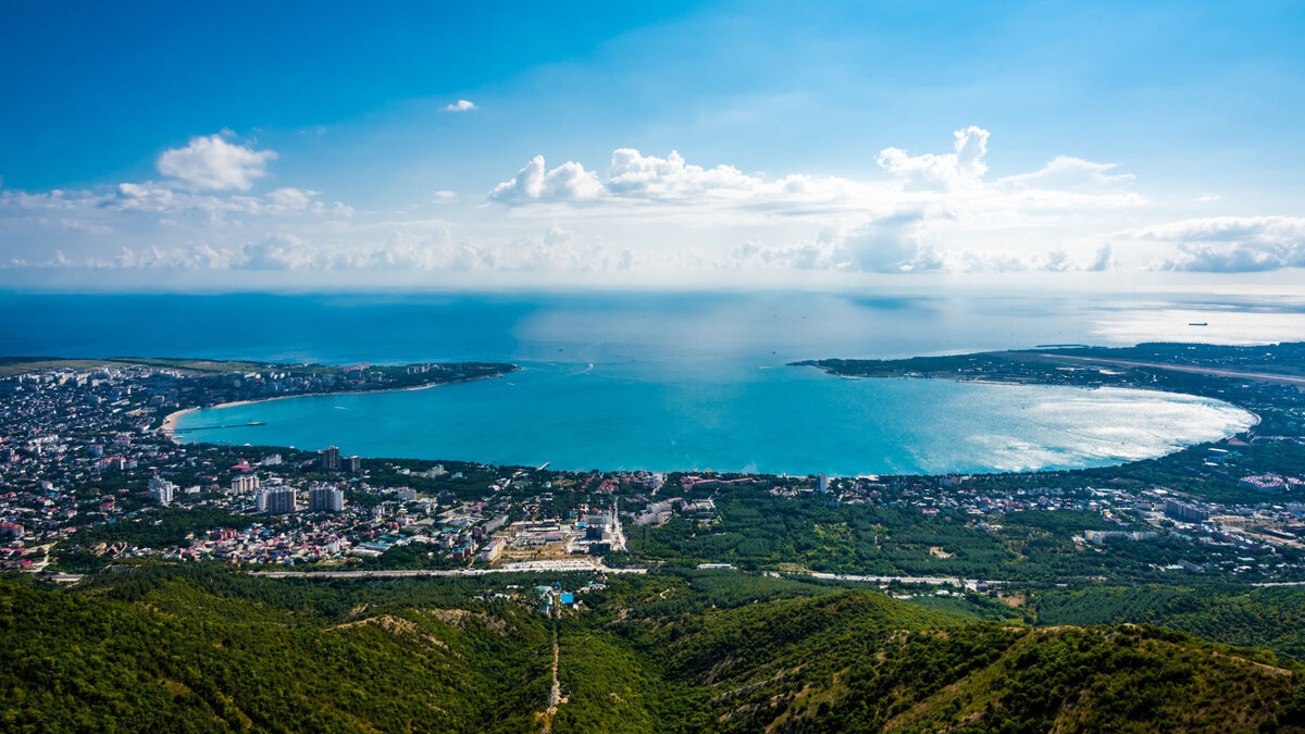 вид на море геленджик