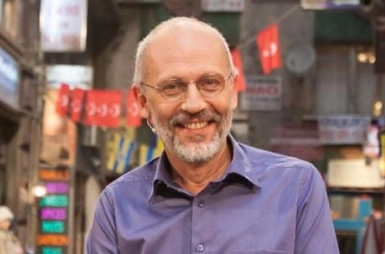 Александр Гордон