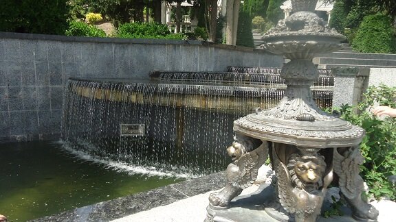 Сегодня уезжаем в парк Айвазовского, отличное место для отдыха с детьми. Во первых красивейшее место - жемчужина среди крымских достопримечательностей.-5