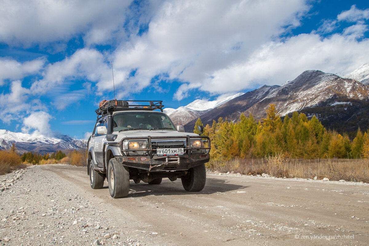 Toyota Land Cruiser 80 на дорогах горной Бурятии