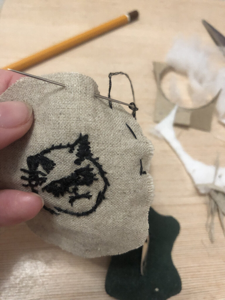 без иглы мы бы не занимались рукоделием.