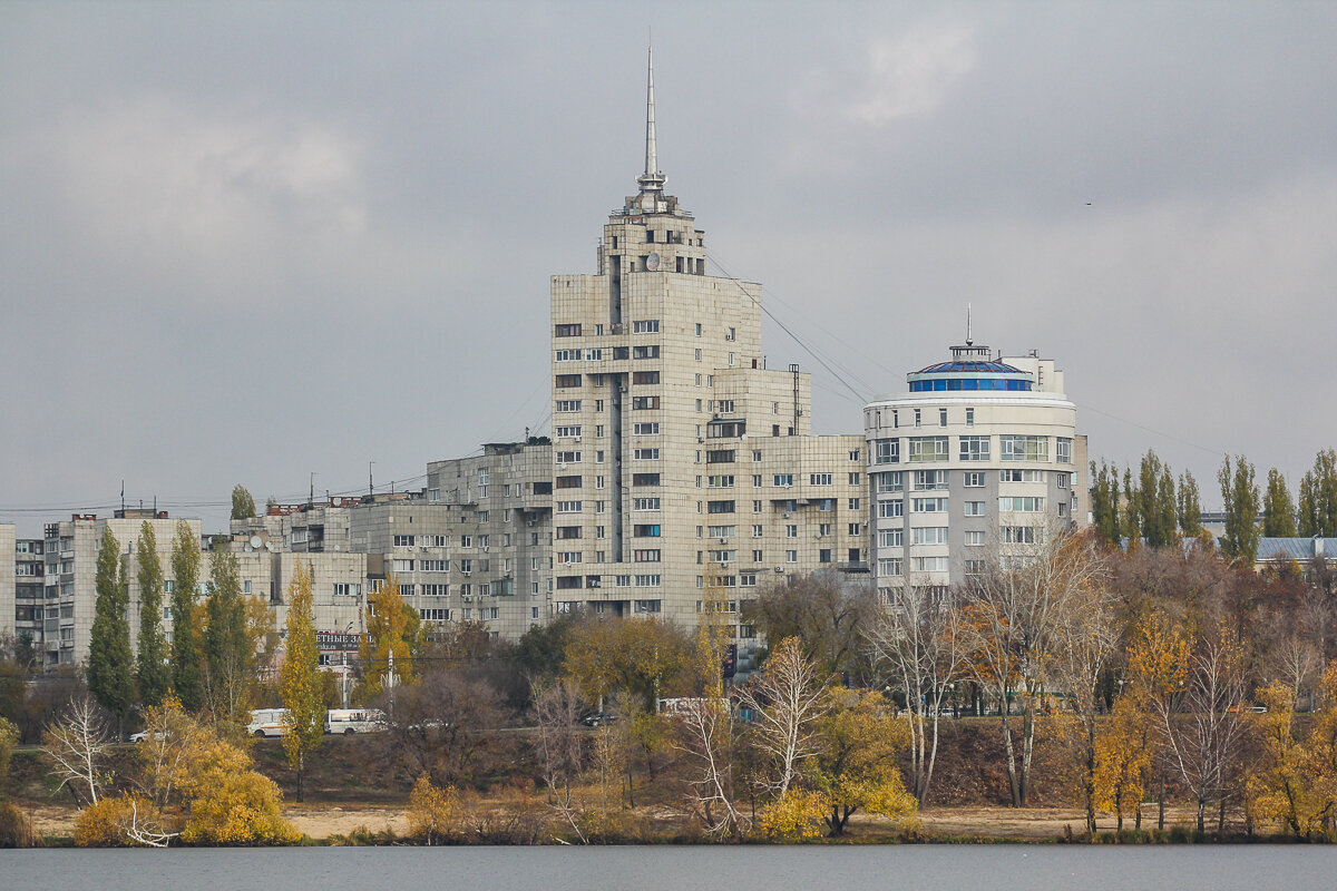 Левый берег