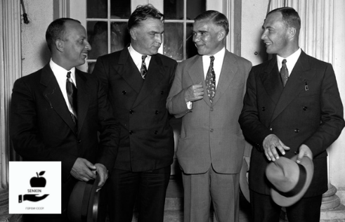 Вале́рий Па́влович Чка́лов