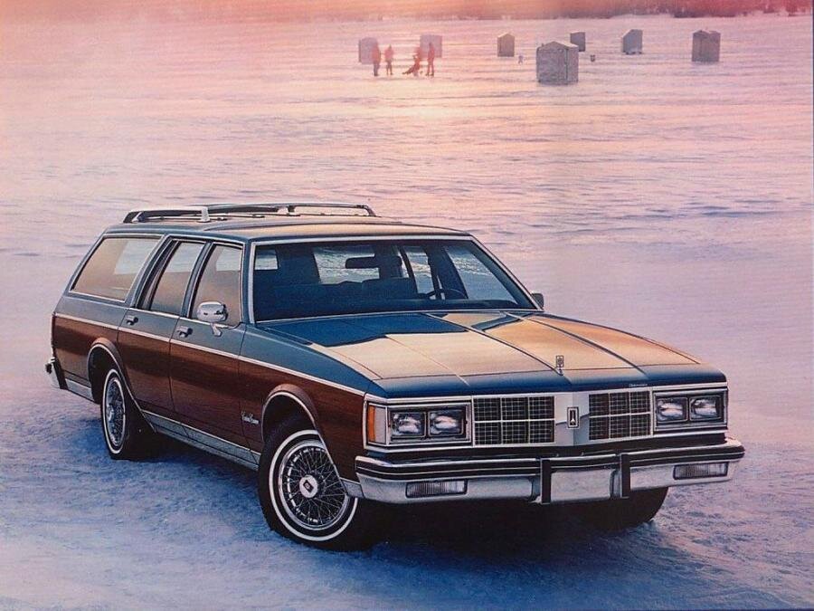 Олдс мобил 1986 года универсал