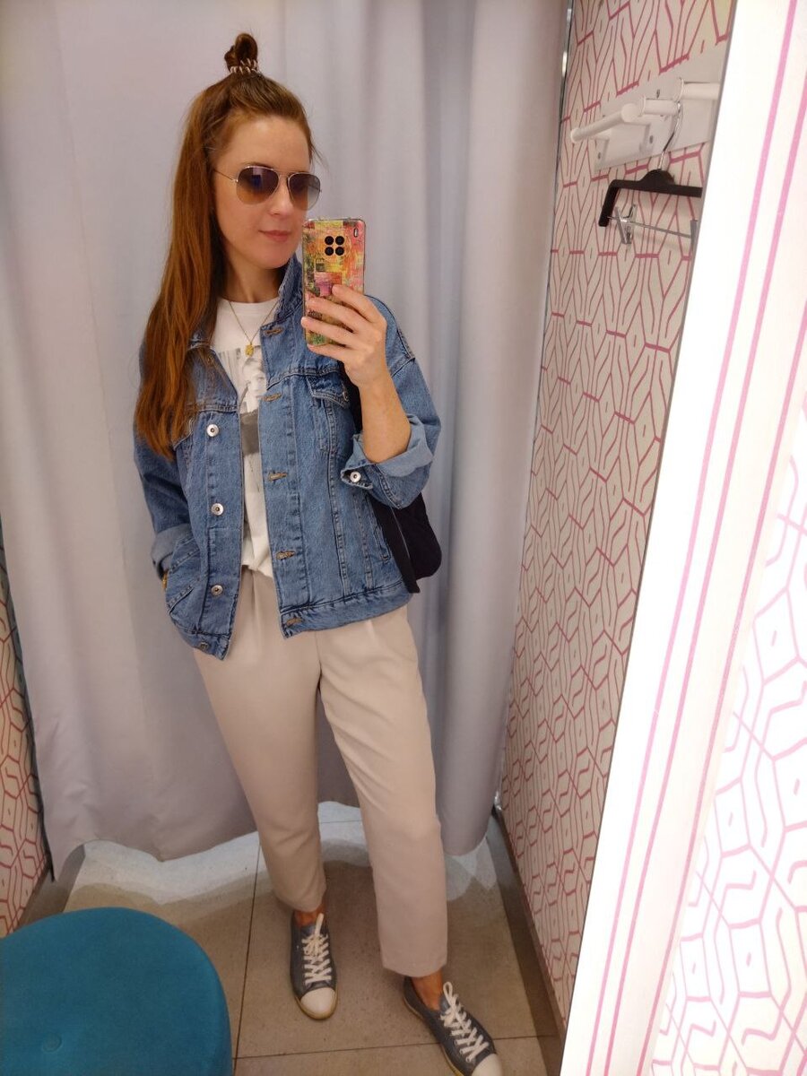 Куртка Befree, брюки ZARA, футболка Massimo Dutti