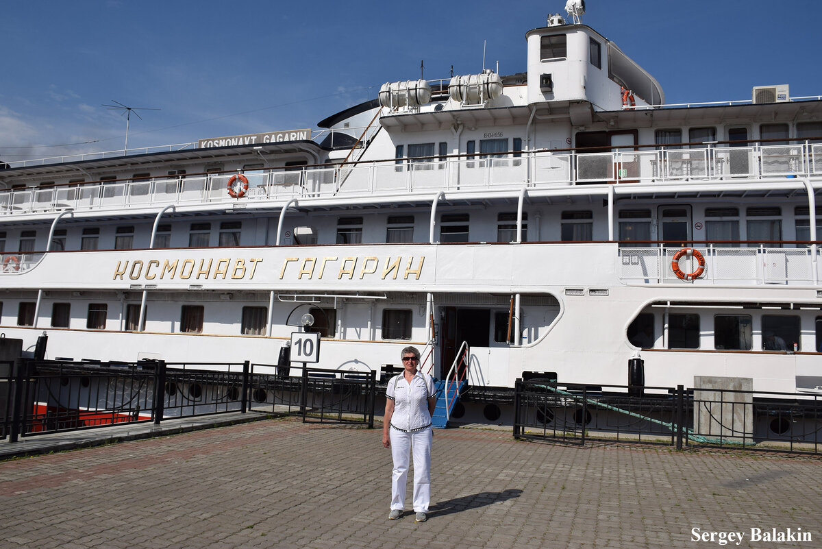 «Космонавт Гагарин» у причала речного вокзала в Казани, май 2021 г. Фото автора 