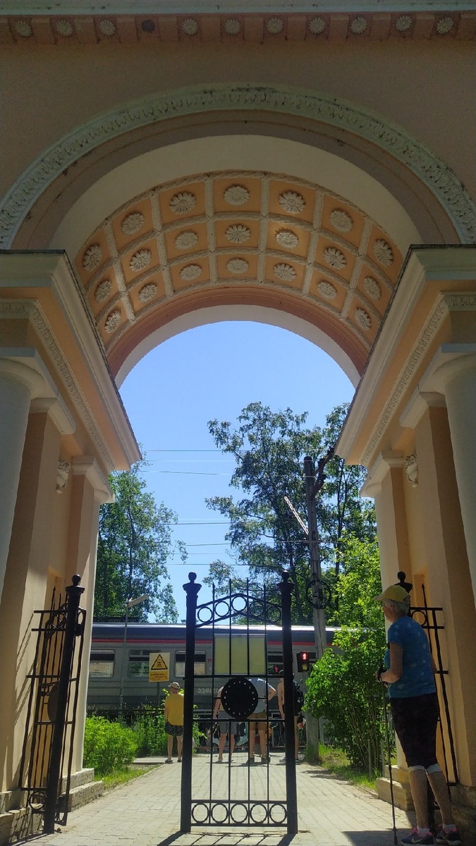 сестрик