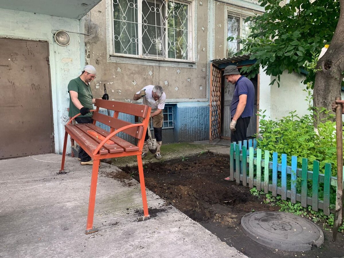 Текущий ремонт многоквартирных домов Белогорска продолжается | Белогорск.рф  | Дзен