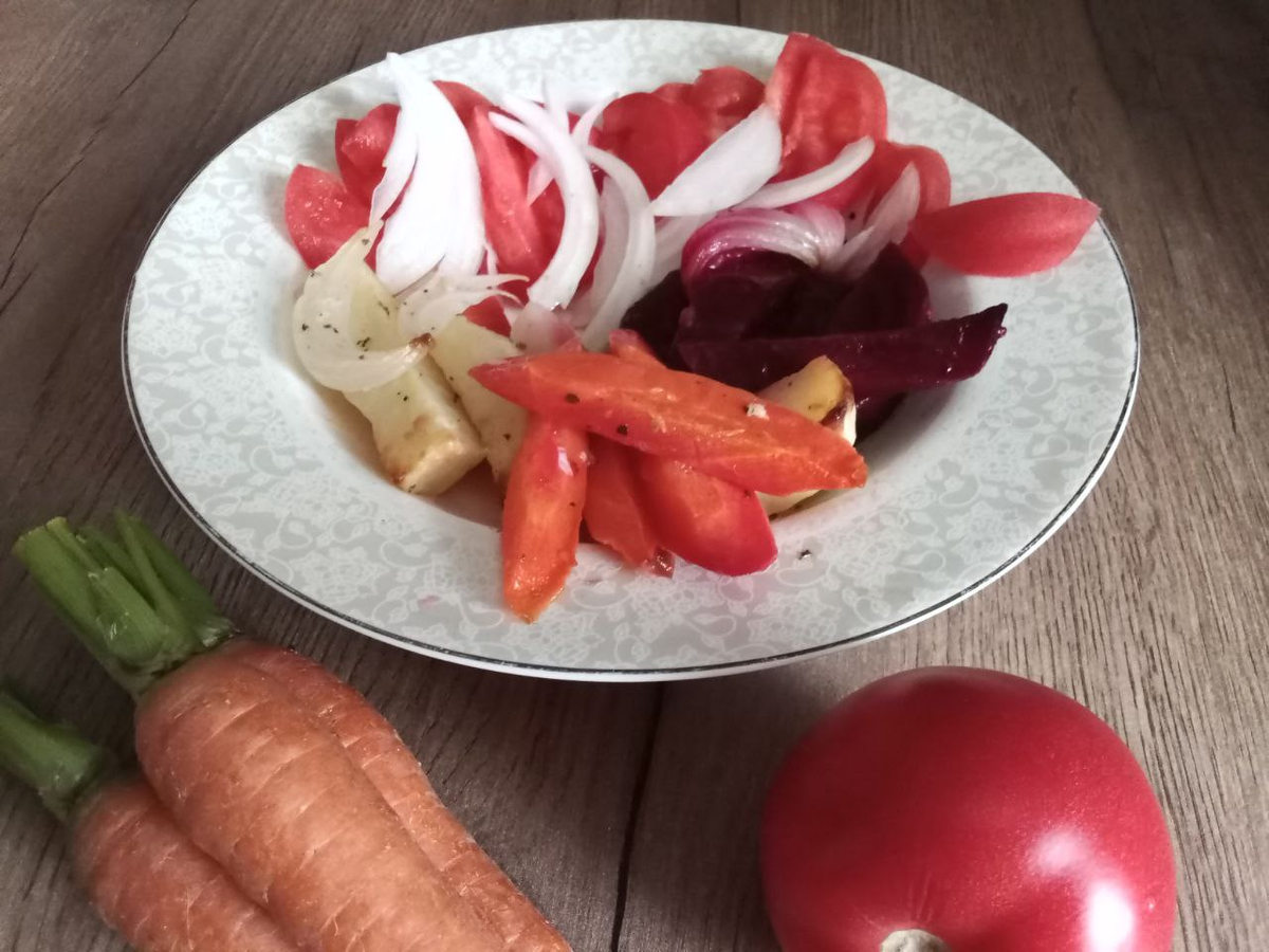 Овощи сырые и запечённые. Фото от автора