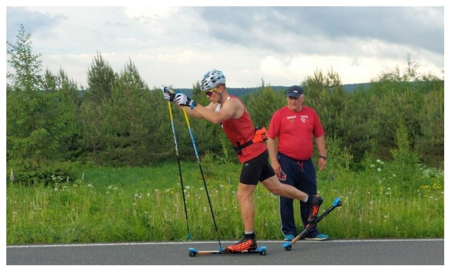    Сан Саныч готовится к новому сезону под чутким взглядом Вячеслава Веденина. Фото: Соцсети Александра Большунова