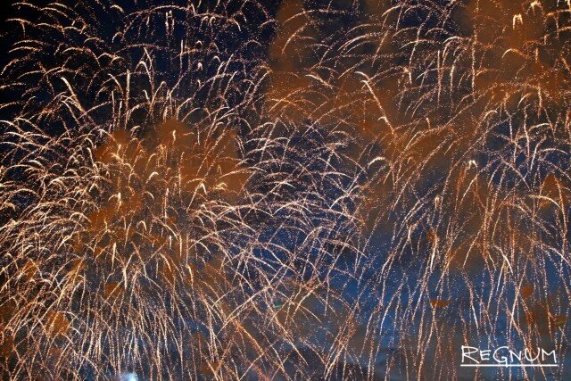    Фейерверк Дарья Драй © ИА REGNUM