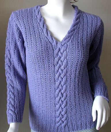 https://i.pinimg.com/736x/1e/30/cd/1e30cdf201855d1825670744c2ef7801--cameo-v-necks.jpg