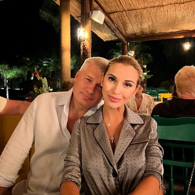    Ольга Орлова с мужем ВалериемСоцсети Ольги Орловой