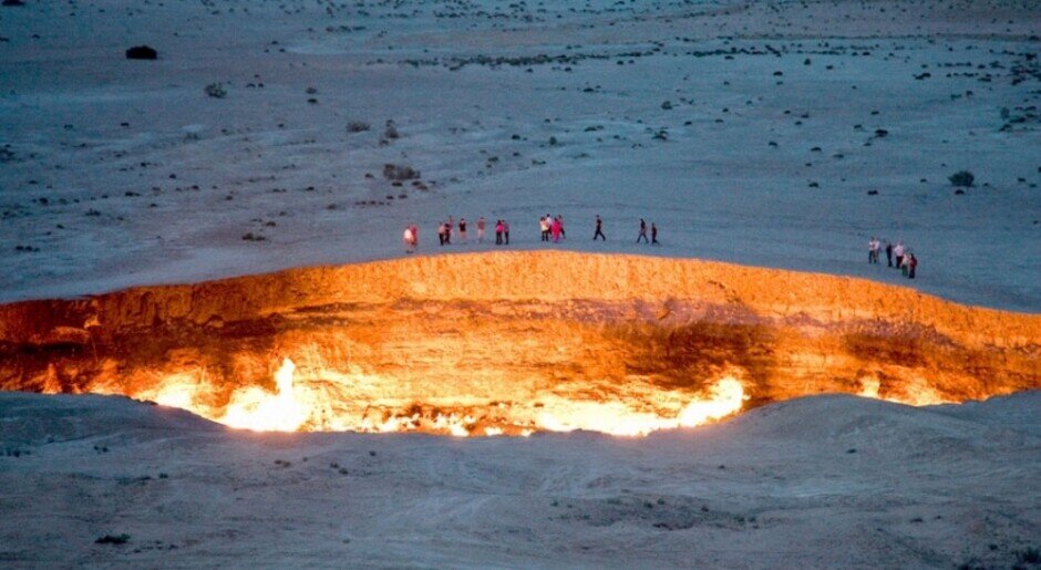    Смотрите больше примеров самых необычных дыр на поверхности нашей планеты