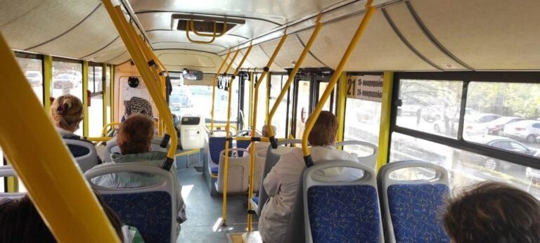    При резком торможении автобуса в Оренбурге пострадала 72-летняя пенсионерка Белов Михаил Александрович