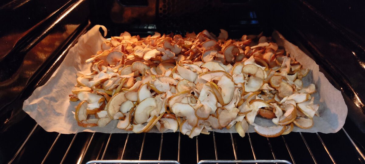 Досушиваются в духовке. Сорт Семеренко.