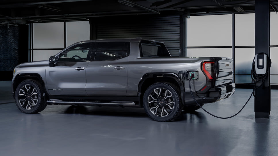 Фото: GMC📷GMC Sierra EV Denali Edition 1