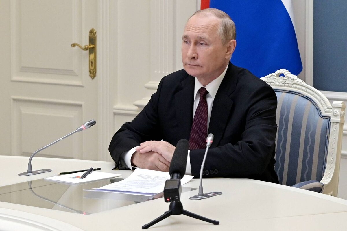 Владимир Путин наблюдает за учениями СЯС России Фото:ИМАГО/Алексей Бабушкин / ИМАГО/ИТАР-ТАСС