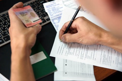 Действие миграционного учёта продлили тем, кто никуда не ездил