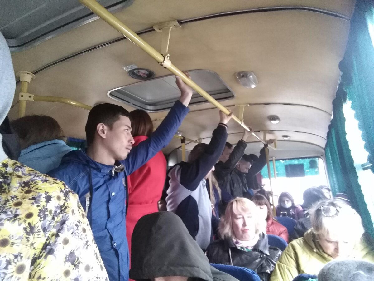 Поездите в автобусах Новосибирска - никакая Турция не будет страшна) Полистайте картиночки)