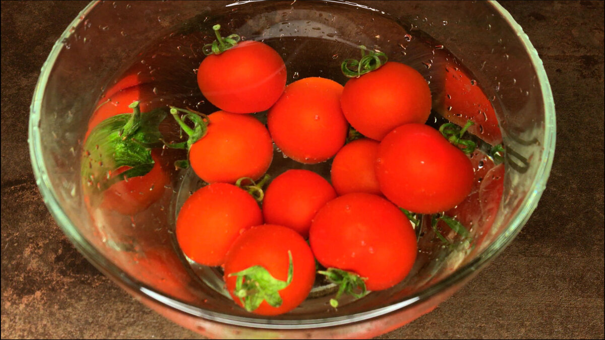 Коктейльные помидоры черри