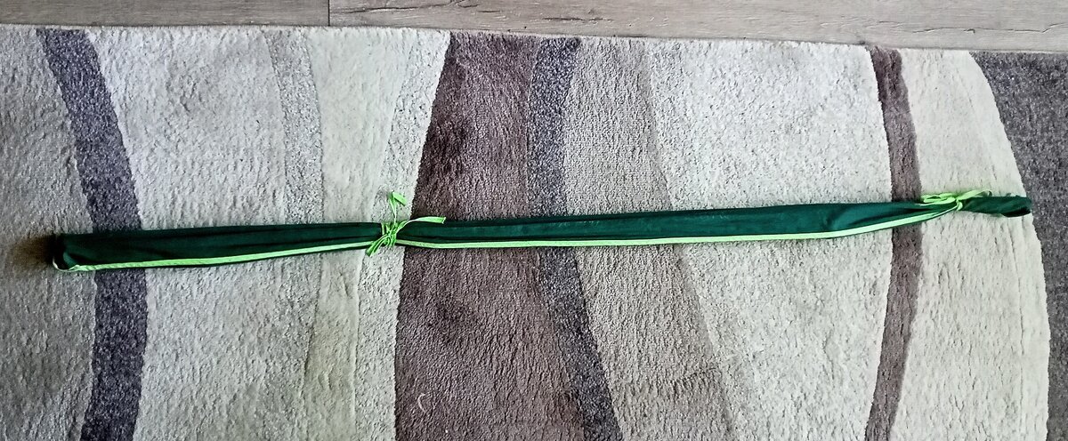 Чехол самый простой, "тряпочный"