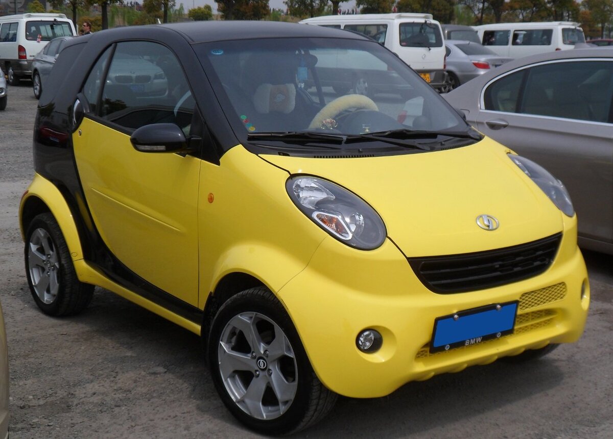 Shuanghuan Noble. Shuanghuan Noble 2006. Shuanghuan малолитражка. Китайский смарт автомобиль Fortwo.