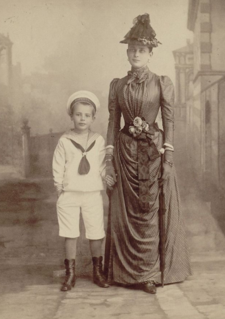 Зинаида Юсупова и старший сын Николай