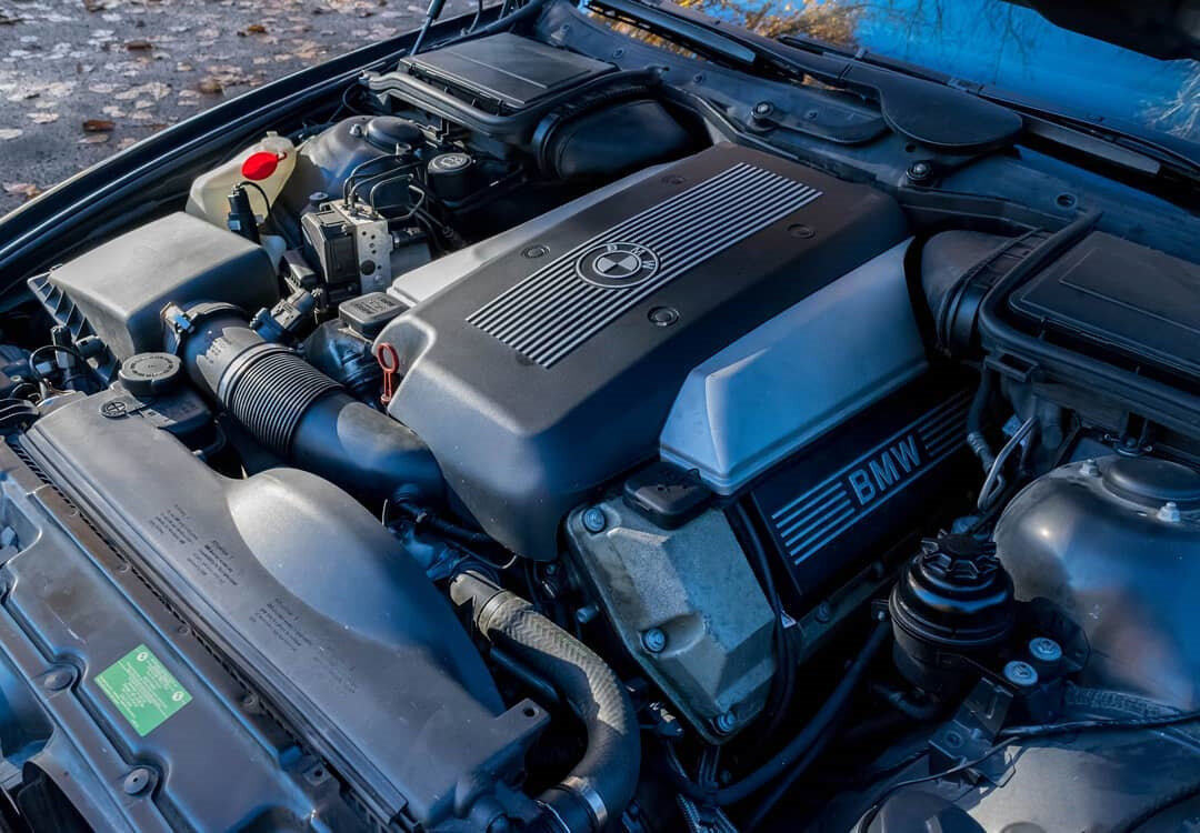 Двигатель от BMW E39 540i (M62TUB44 4.4л 286л.с)