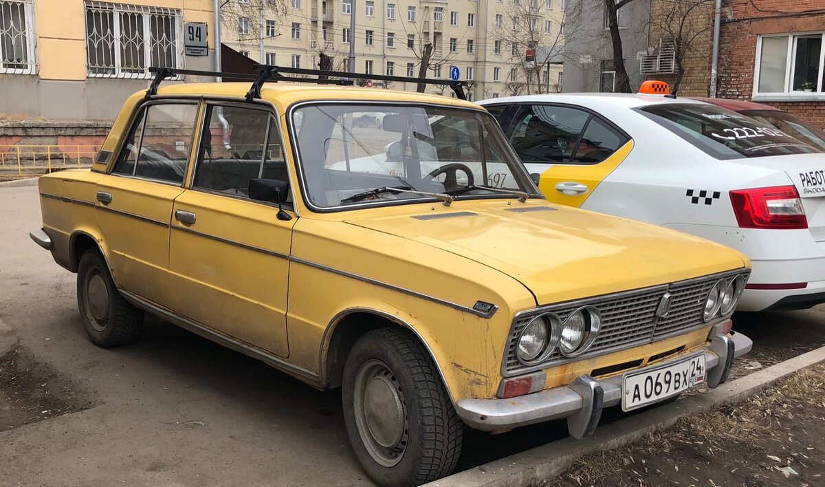 Люксовый волжский автомобиль ВАЗ-2103 | Колёса: настоящее вчера | Дзен