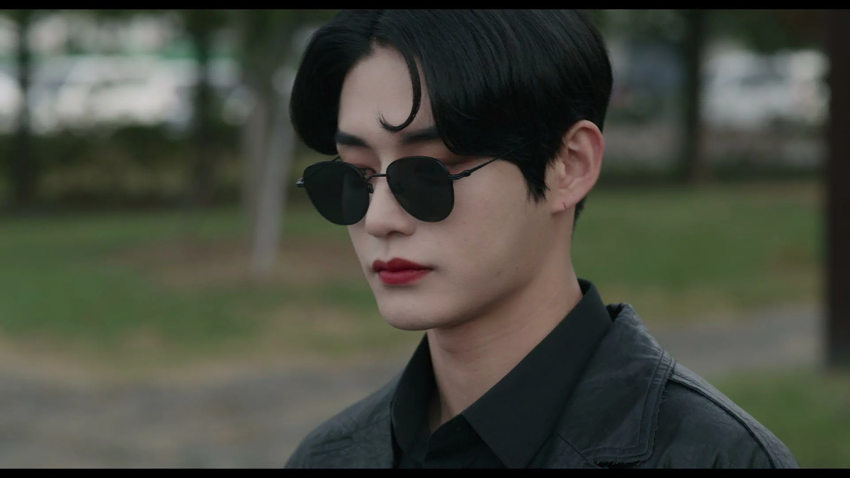 Три красавчик. Дорама сладкая кровь 2021 вампир. Kim Ji Woong вампир.