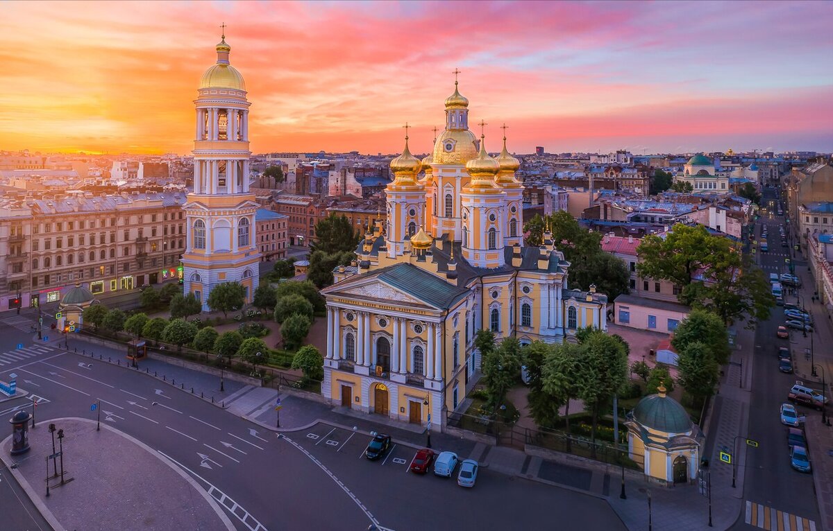 Вид на Владимирскую площадь