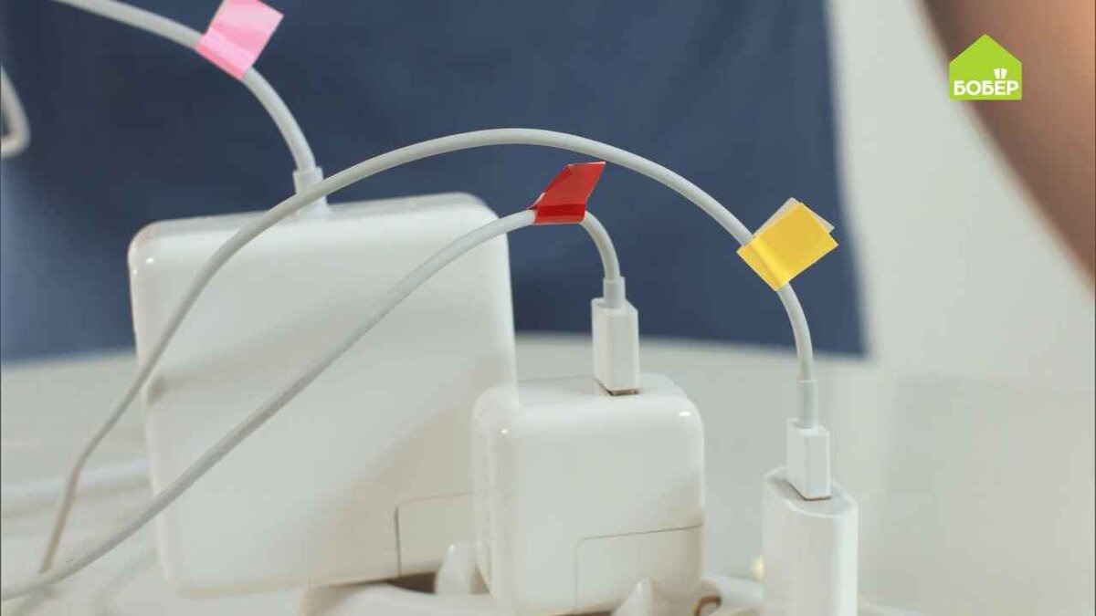 Кроме того, в качестве маркера можно использовать блестящий цветной картон или самоклеящуюся бумагу.