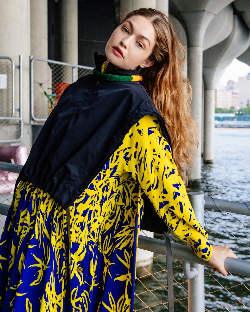 На самом деле куколка Джиджи Хадид никак не уложена. Показ Proenza Schouler