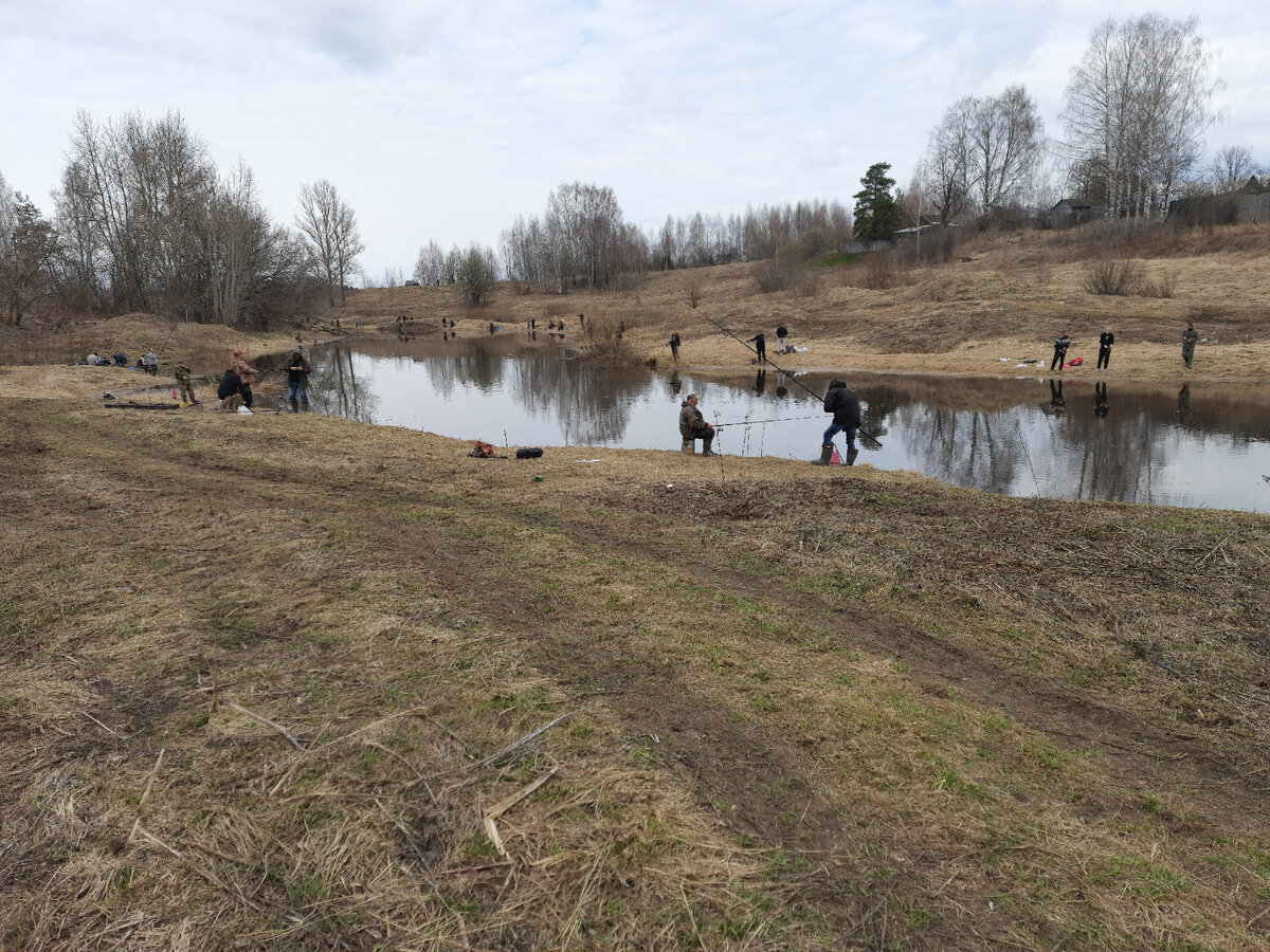 Плотва пошла.