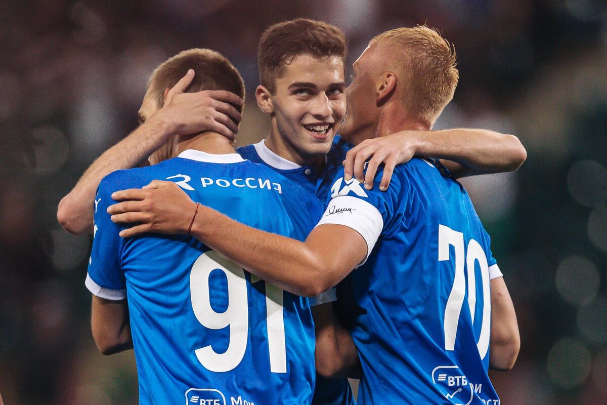 Ярослав Гладышев, Арсен Захарян и Константин Тюкавин