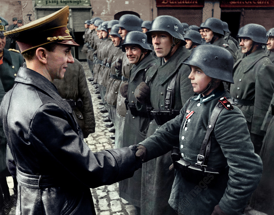 Битва за Лаубан 1945. Фольксштурм Гитлерюгенд. Немцы гордятся