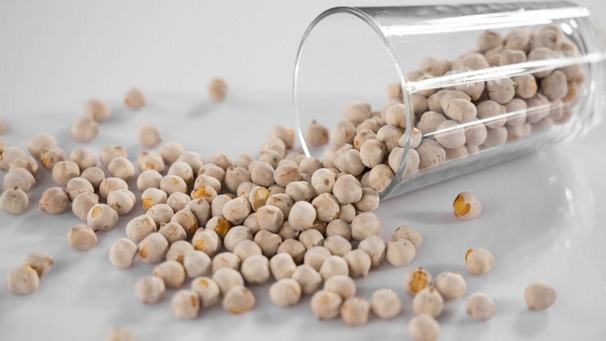     Груз массой в тысячу тонн не соответствовал нормам безопасности.